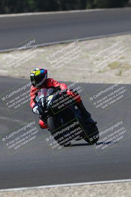 media/Sep-21-2025-TrackDaz (Sun) [[277c75b276]]/C Group/1140pm (Turn 3)/